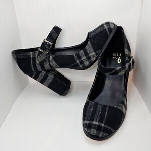❌️Sold❌️ Mix No. 6 'Asuviel' Black & Gray Plaid Block Heels - US Women's Size 11